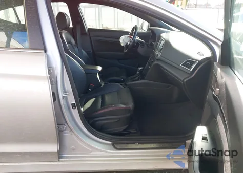 2018 Hyundai Elantra Sport z USA, uszkodzony, nr VIN KMHD04LB0JU537639